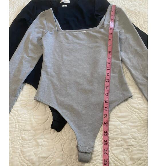 Aritzia Babaton Contour Bodysuit Bundle of two Size Small Minimalist Modern - Picture 3 of 7